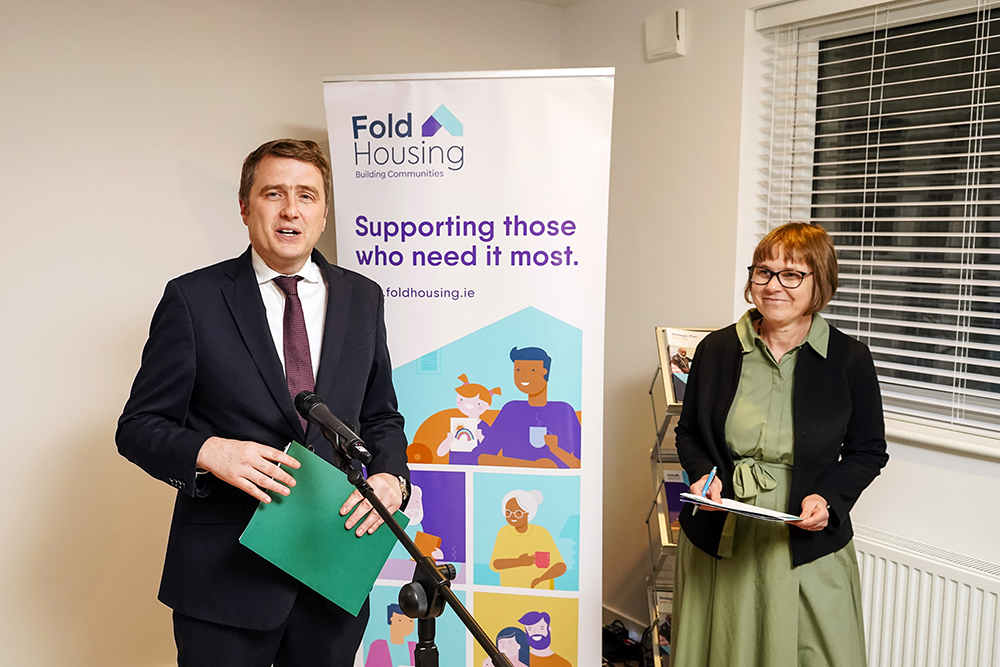 Minister for Housing, Local Government and Heritage, James Browne TD today officially opened a major new housing development in Dublin 15, delivered in partnership between Fingal County Council, the Department of Housing, the Housing Finance Agency and Fold Housing. Minister Browne was joined by CEO of Fold Housing, Kath Cottier.